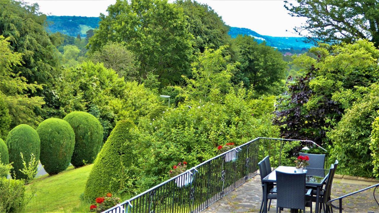 Ranmore Rise Retreat In The Surrey Hills 도킹 외부 사진